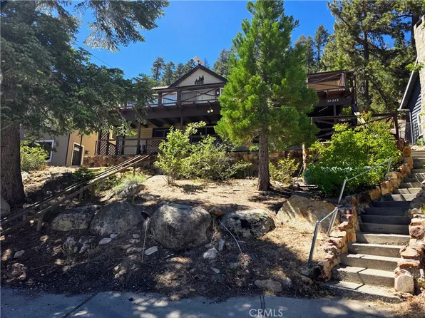 38542 N Shore Dr, Fawnskin, CA 92333