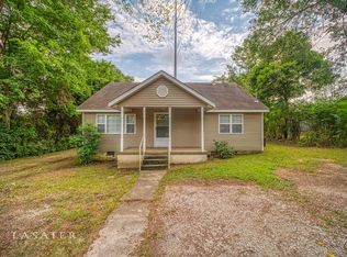 1202 W Newman Ave, Harrison, AR 72601