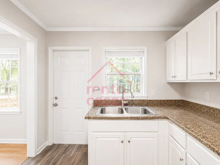 2535 Castile Dr — Photo 20
