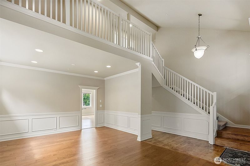 2nd image of 8701 113th Avenue SE