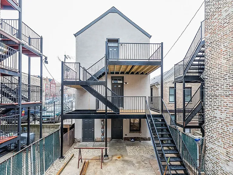 1839 S Loomis St #1R — Photo 8