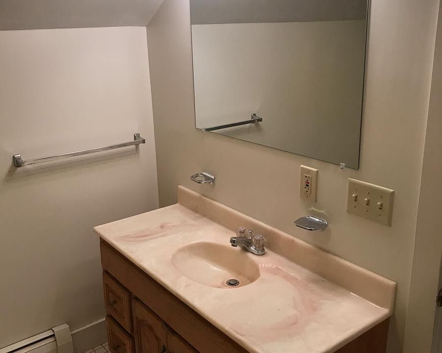 bathroom vanity