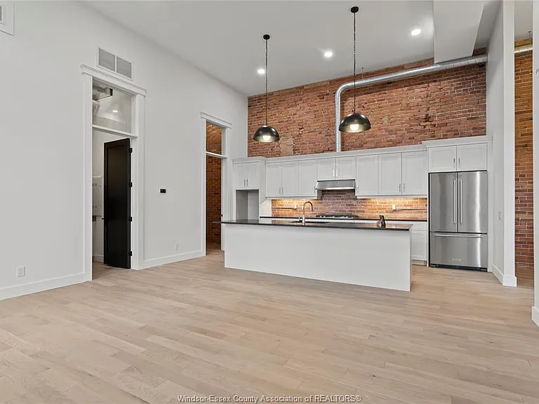247 Brock St #201 — Photo 13
