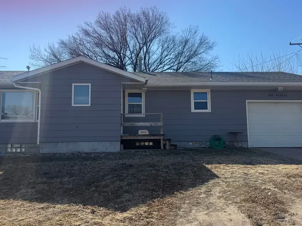504 Nevada St, Cambridge, NE 69022