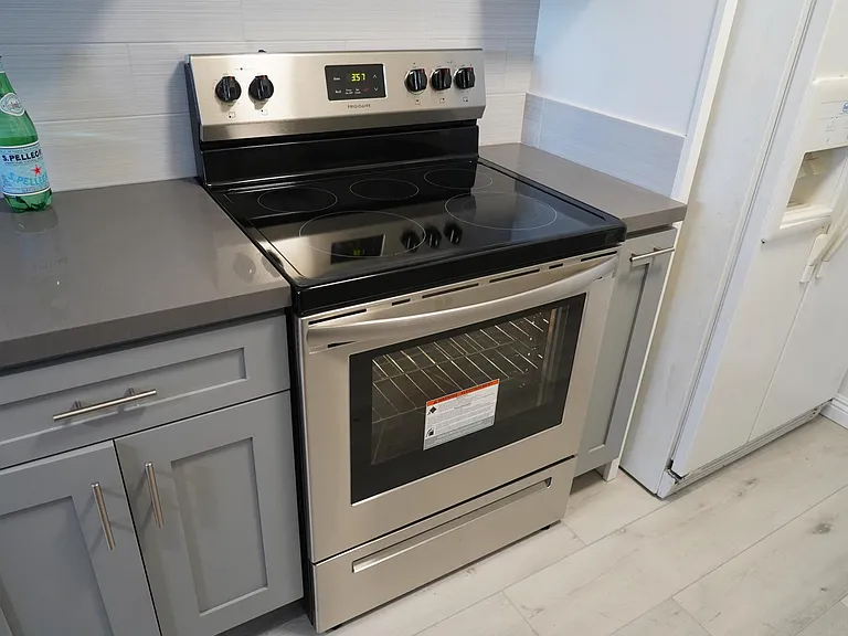 2852 Sawtelle Blvd #14 — Photo 6