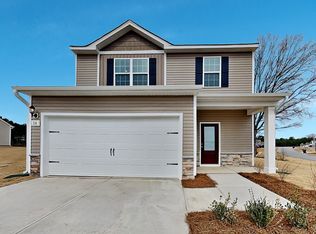 14 New Villas St, Angier, NC 27501