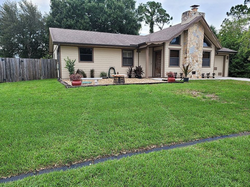 1st image of 467 SE Streamlet Ave