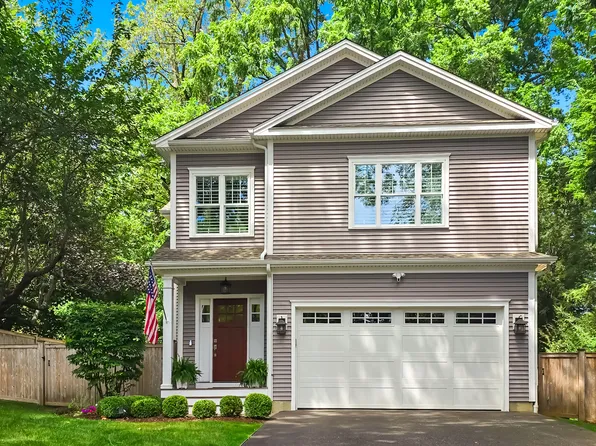 46 Wheeler Park Avenue, Fairfield, CT 06825