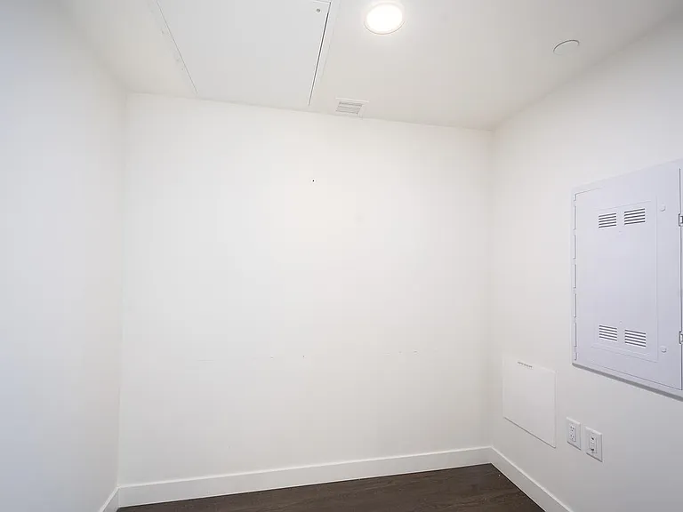 89 Nelson St #2403 — Photo 22