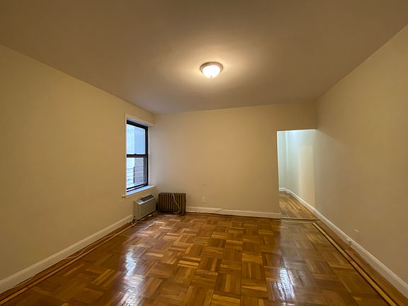2nd image of 3426 41st St APT 2D