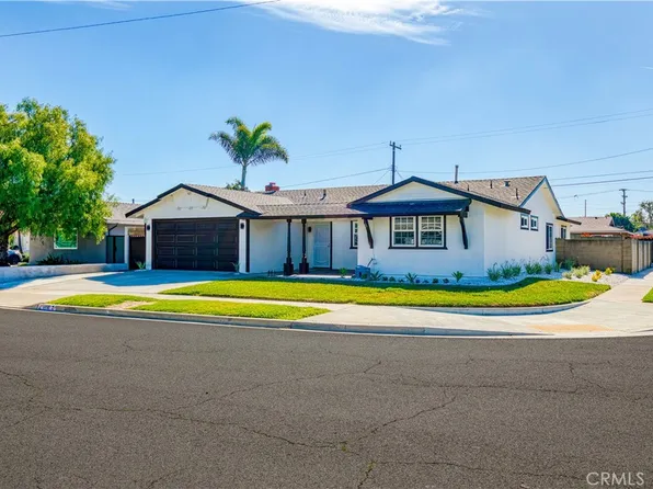 9050 Cardinal Ave, Fountain Valley, CA 92708