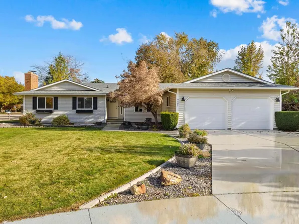 9307 W Maple Hill Dr, Boise, ID 83709