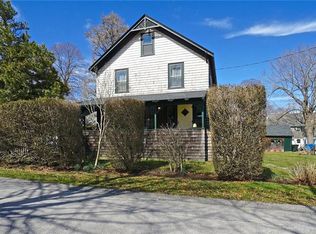 32 Friendship St, Jamestown, RI 02835