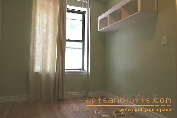 Rented by aptsandlofts.com | media 8