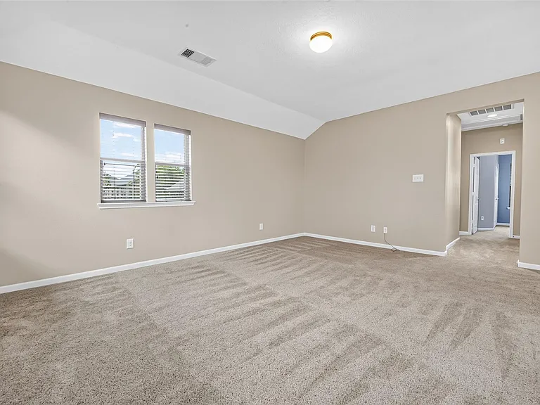 16419 Sheffield Run Dr — Photo 28
