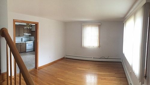 4th image of 51 Victoria St #Townhouse