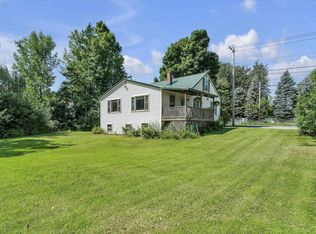 747 Essex Rd, Williston, VT 05495