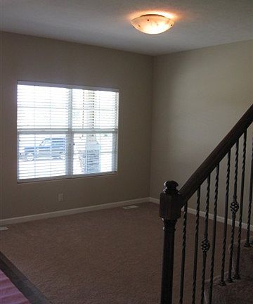5th image of 904 Woodland Dr