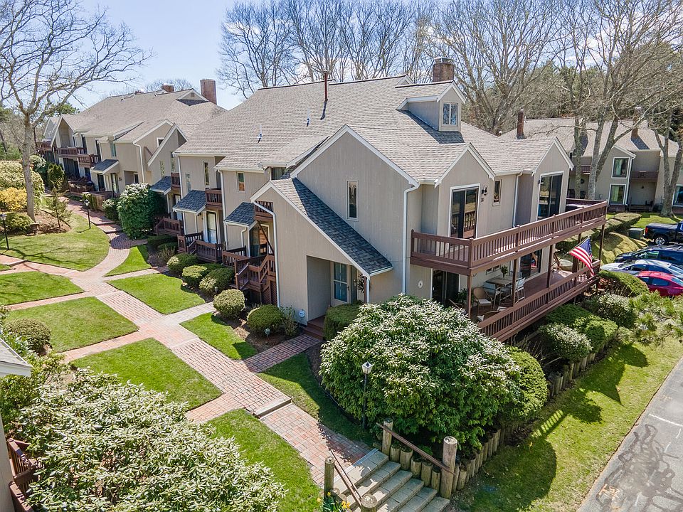 29 Ships Way, Bourne, MA 02532 Zillow
