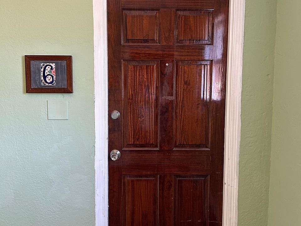 1st image of 302 E Huisache Ave