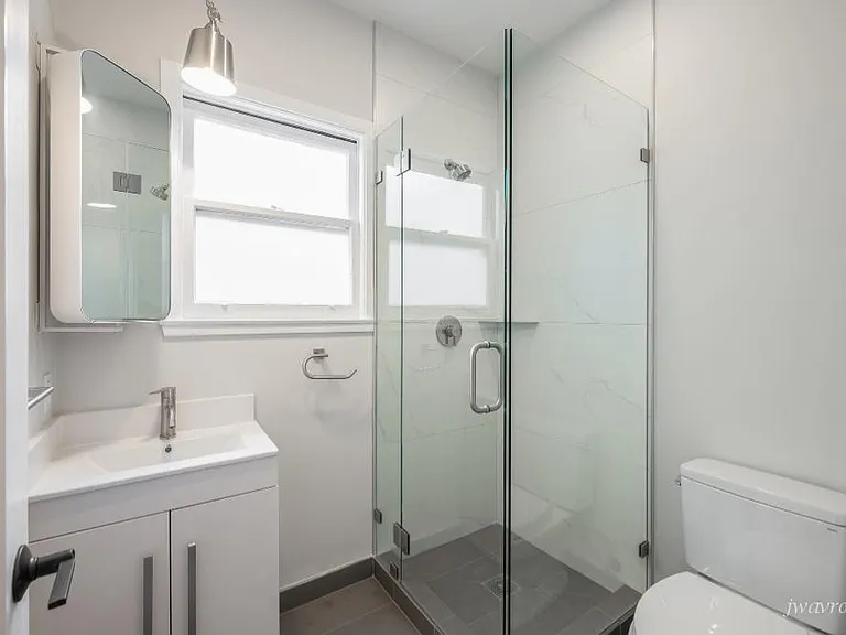 30 Liberty St #6 — Photo 18