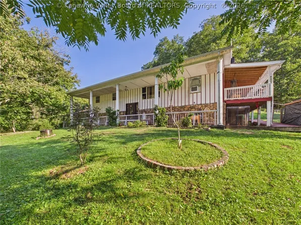 237 Cherry Branch Rd, Wayne, WV 25570