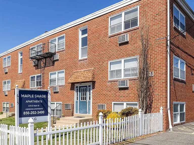 615 E Main St #D3 — Photo 9