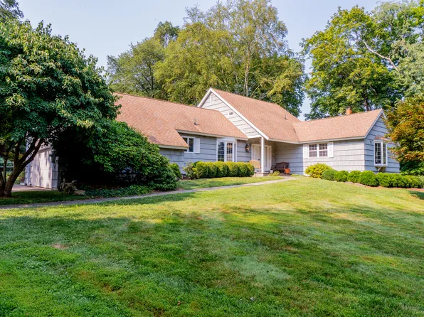 555 Haviland Road, Stamford, CT 06903