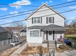 476 Mount Hope Ave #1, Fall River, MA 02724