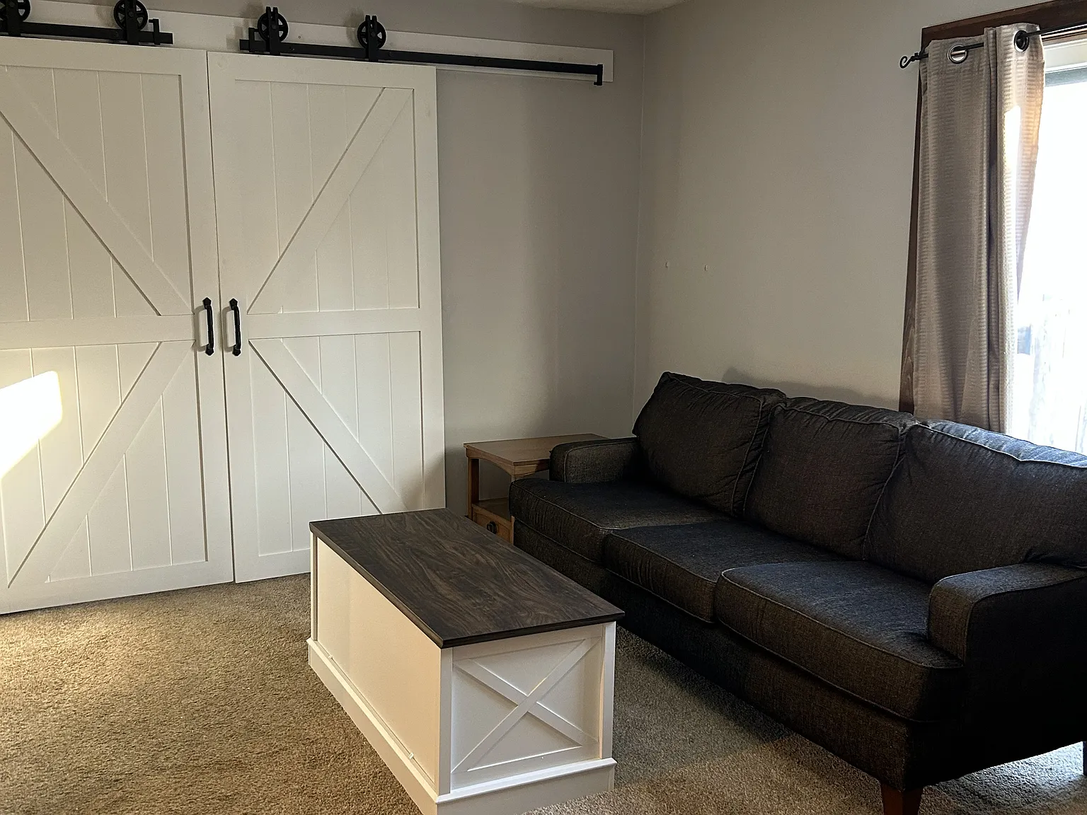 1 bed, 960 sqft, $1,750 — Photo 2