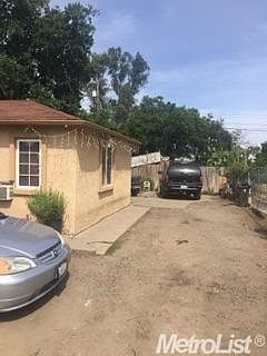 1st image of 2946 Belvedere Ave