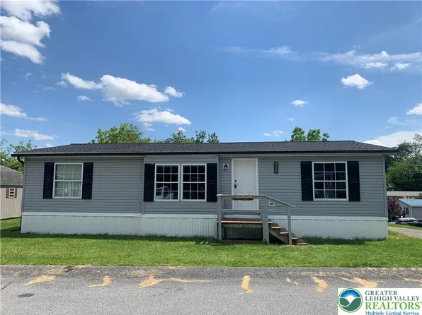 223 Merry St, Hamburg, PA 19526