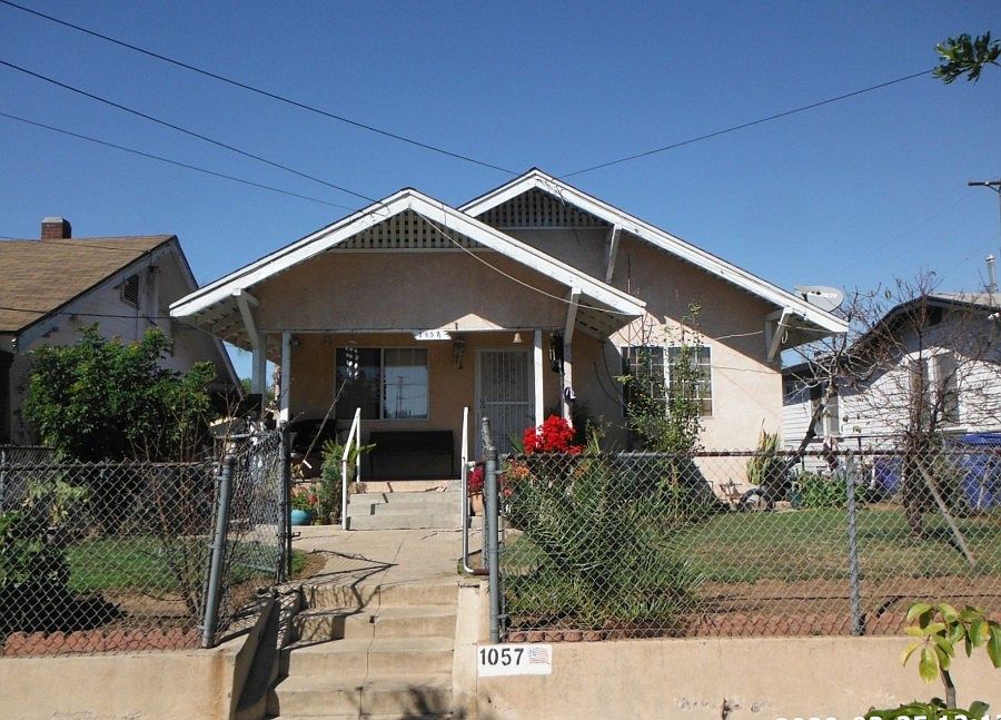 1st image of 1057 Los Palos St