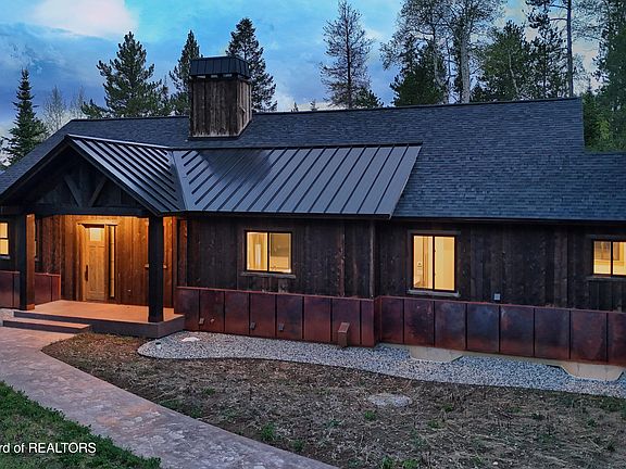 4th image of 5727 Forest Ridge Rd