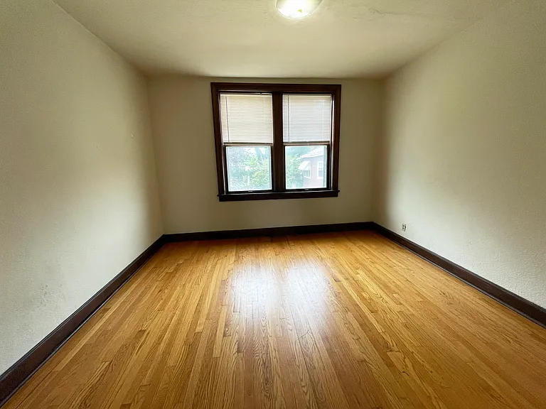 6650 Oakland Ave — Photo 7