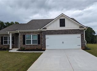 824 Athens Ln, Locust Grove, GA 30248