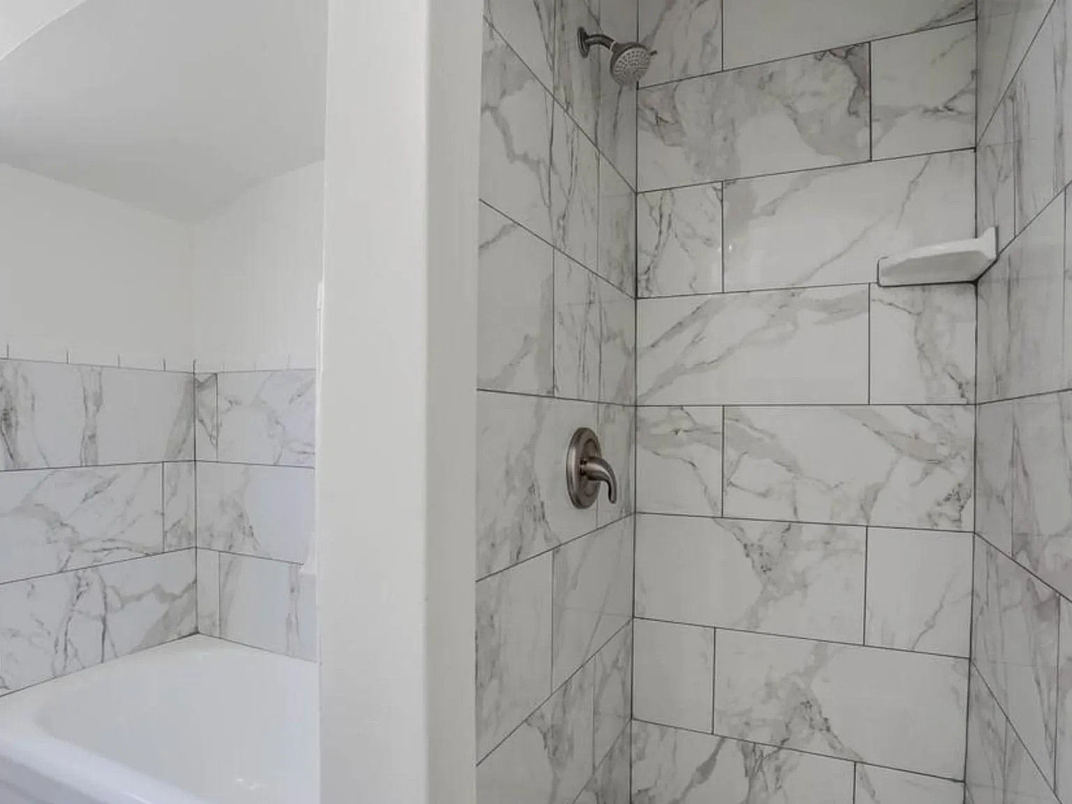 2 bed, 1013 sqft, $3,495 — Photo 4