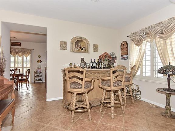 4th image of 93 Lovage St