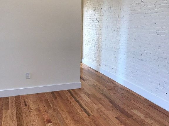 4th image of 861 Putnam Ave APT 6
