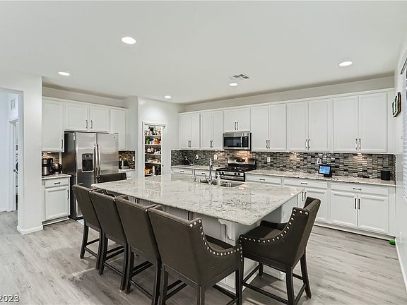 3rd image of 7582 Sandwich Bay Ct