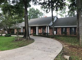 759 Charter Oaks Dr, Conroe, TX 77302