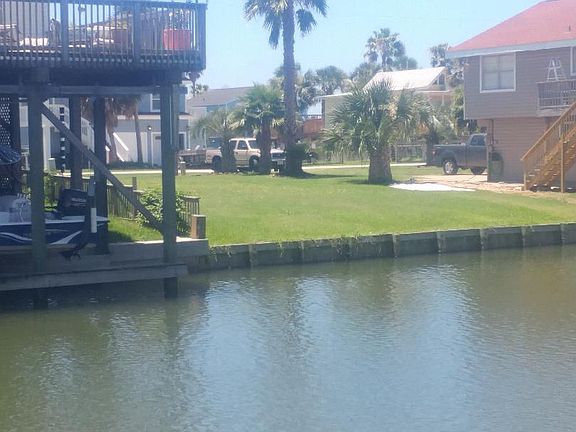 4th image of 22114 Yoakum Dr