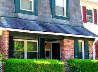 3255 Lakecrest Rd, Virginia Beach, VA 23452