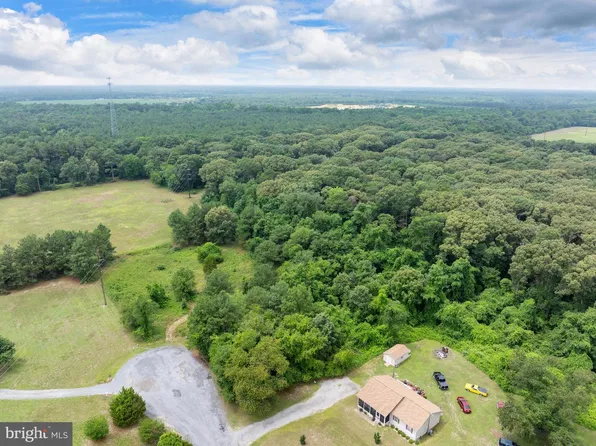5602 Federal Hill Rd, Federalsburg, MD 21632