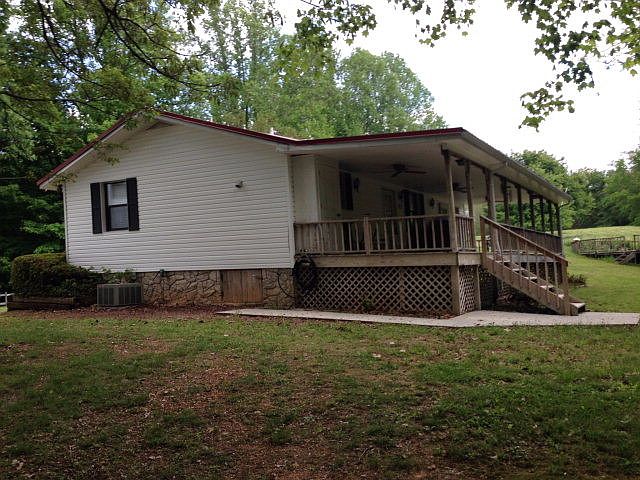 1st image of 388 Lambert Hollow Ln