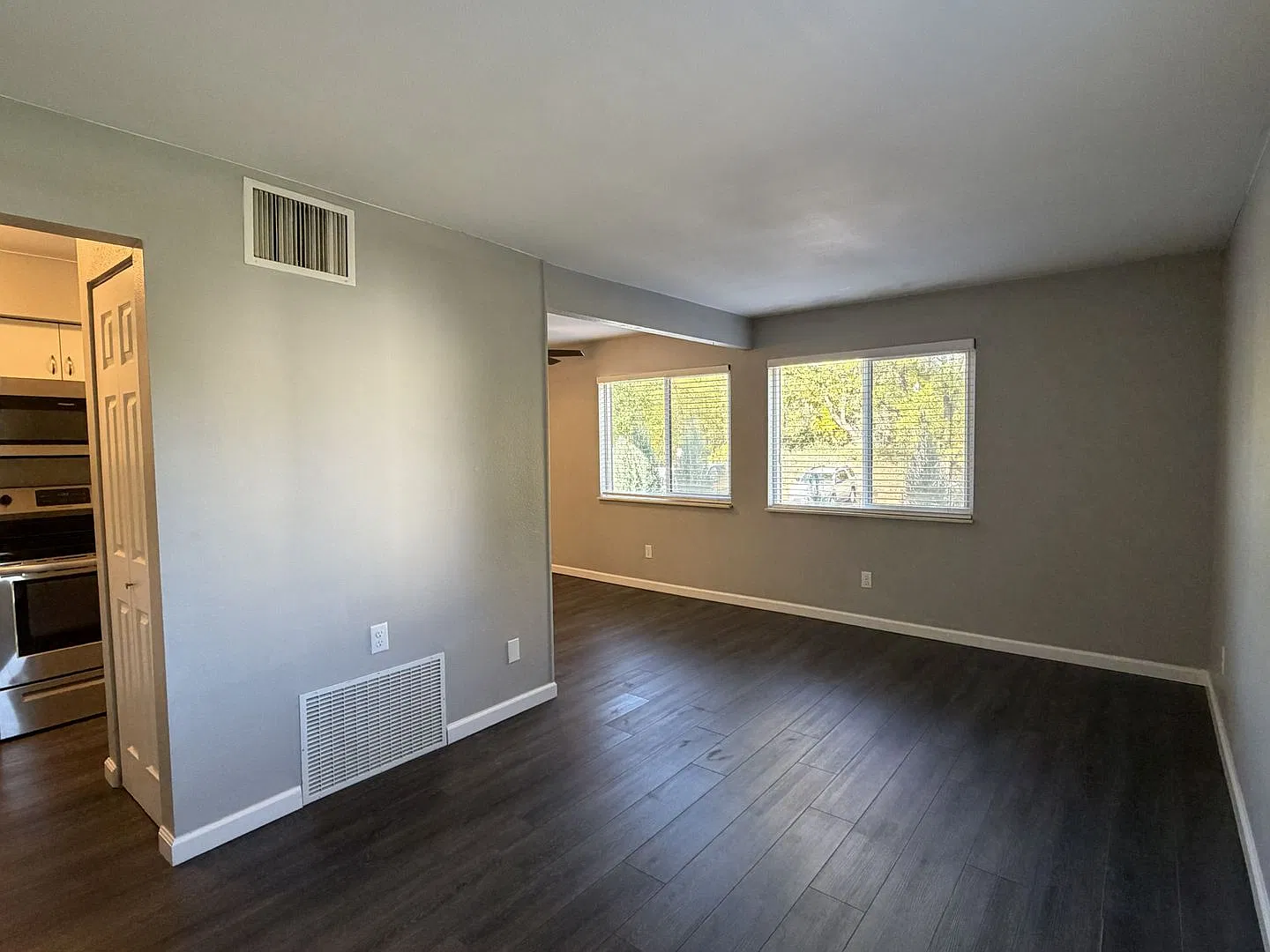 Convenient Midtown Apartment with Modern Touches — Photo 4