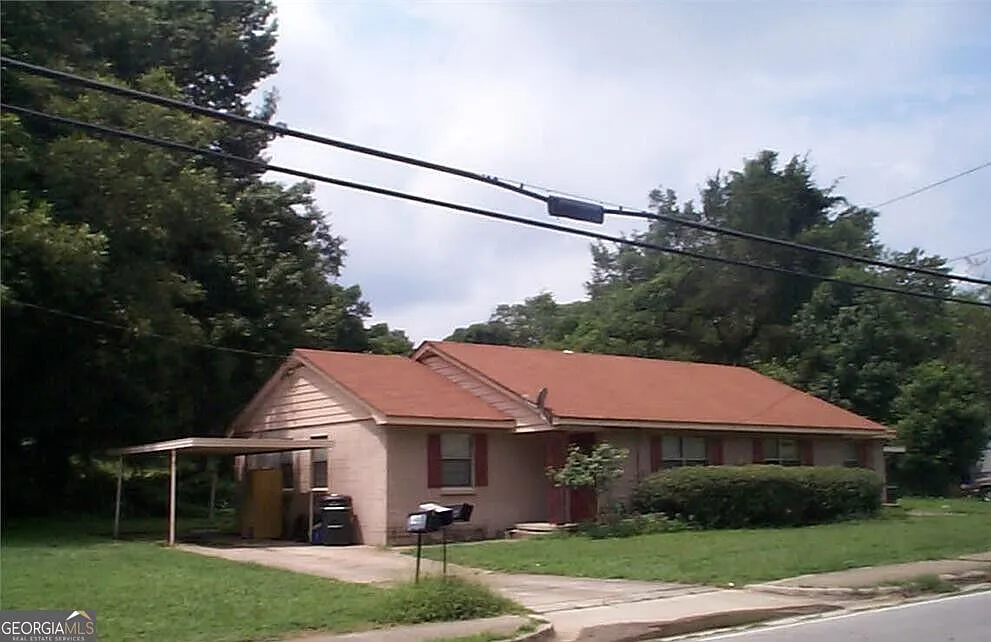 2 bed, 1.0 bath, 960 sqft, $900 — Photo 1