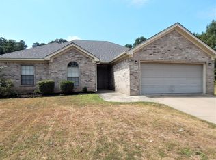 451 Wisteria Dr, Bauxite, AR 72011