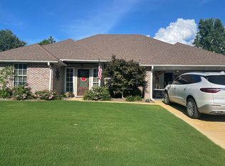 6075 Lillie Cv, Tupelo, MS 38801