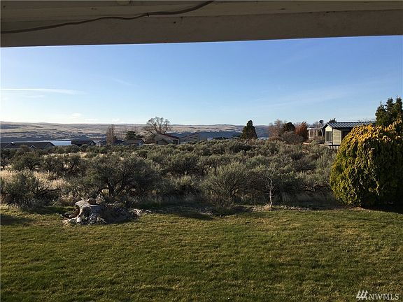 5th image of 107 Desert Aire Dr SW